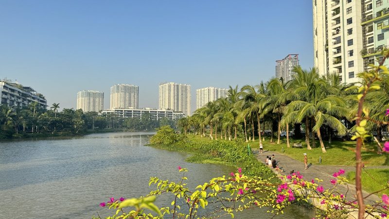 Lakeside path in Ecopark